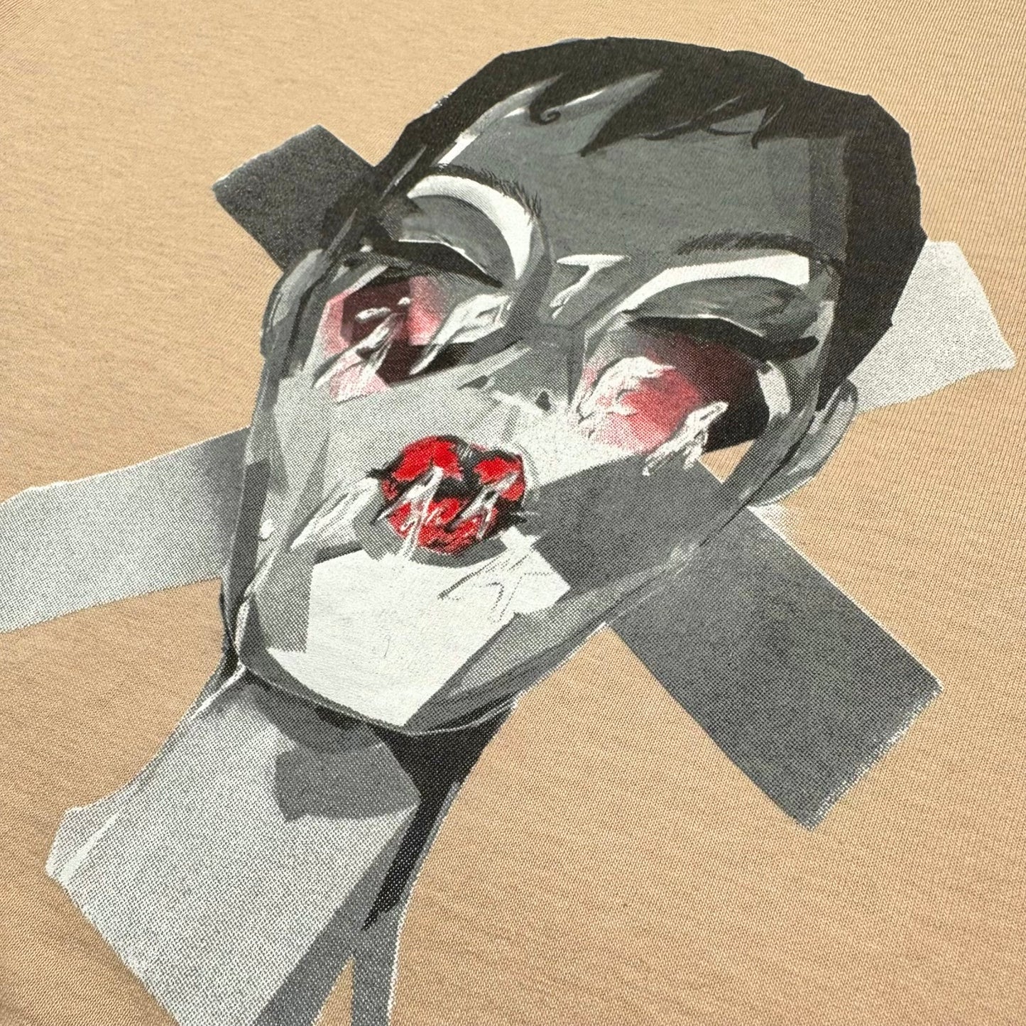 Facial Tee